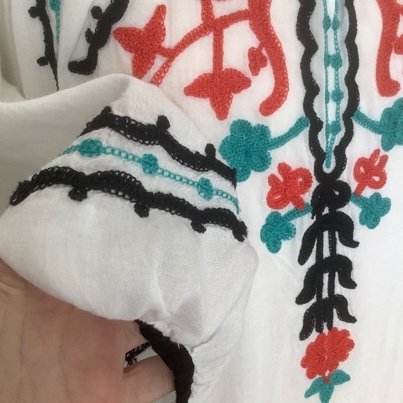 POUPETTE ST BARTH Floral Embroidered 3/4 Sleeve Blouse L‎ - Picture 3 of 16